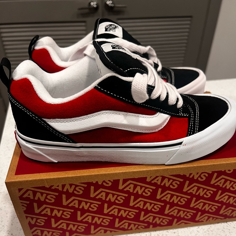 Vans Knu Skool